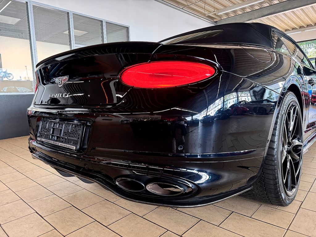 Bentley Continental GTC 2022