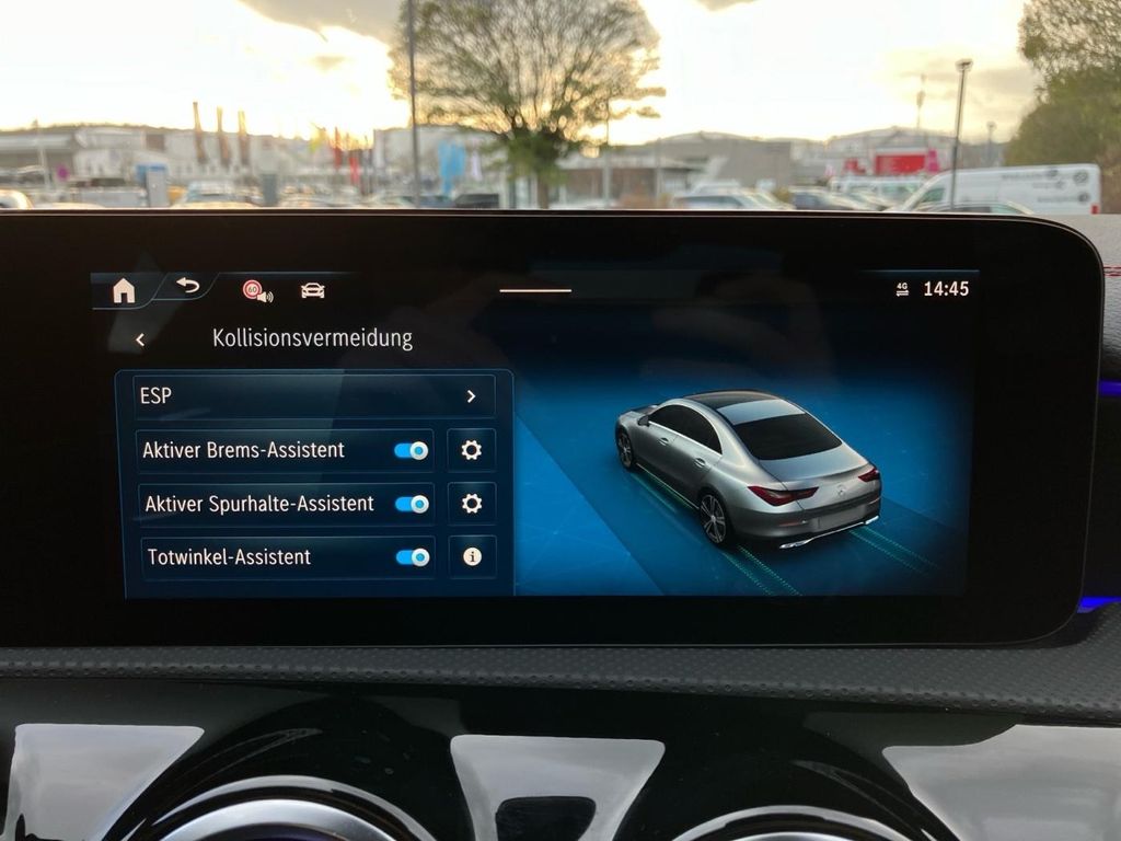 Mercedes-Benz CLA 200 2025