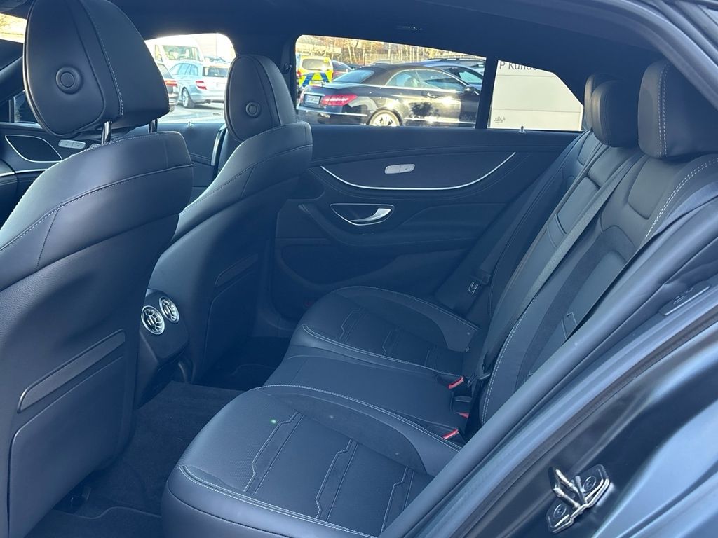 Mercedes-Benz AMG GT 2025