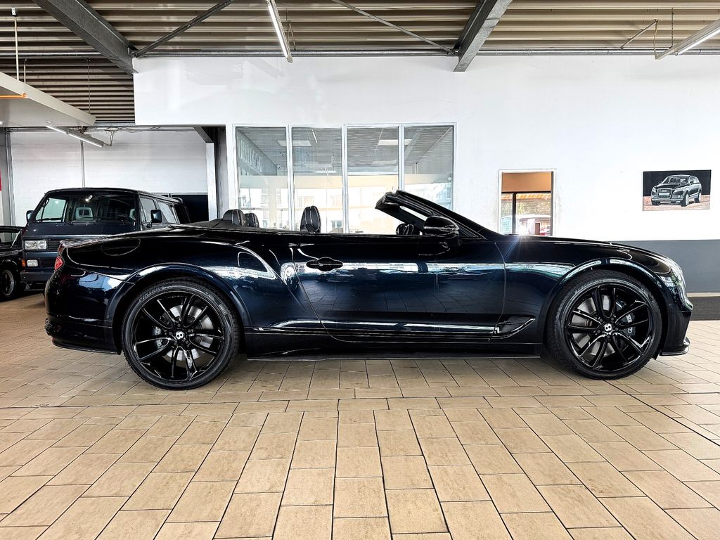 Bentley Continental GTC 2022