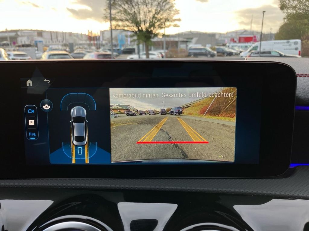 Mercedes-Benz CLA 200 2025