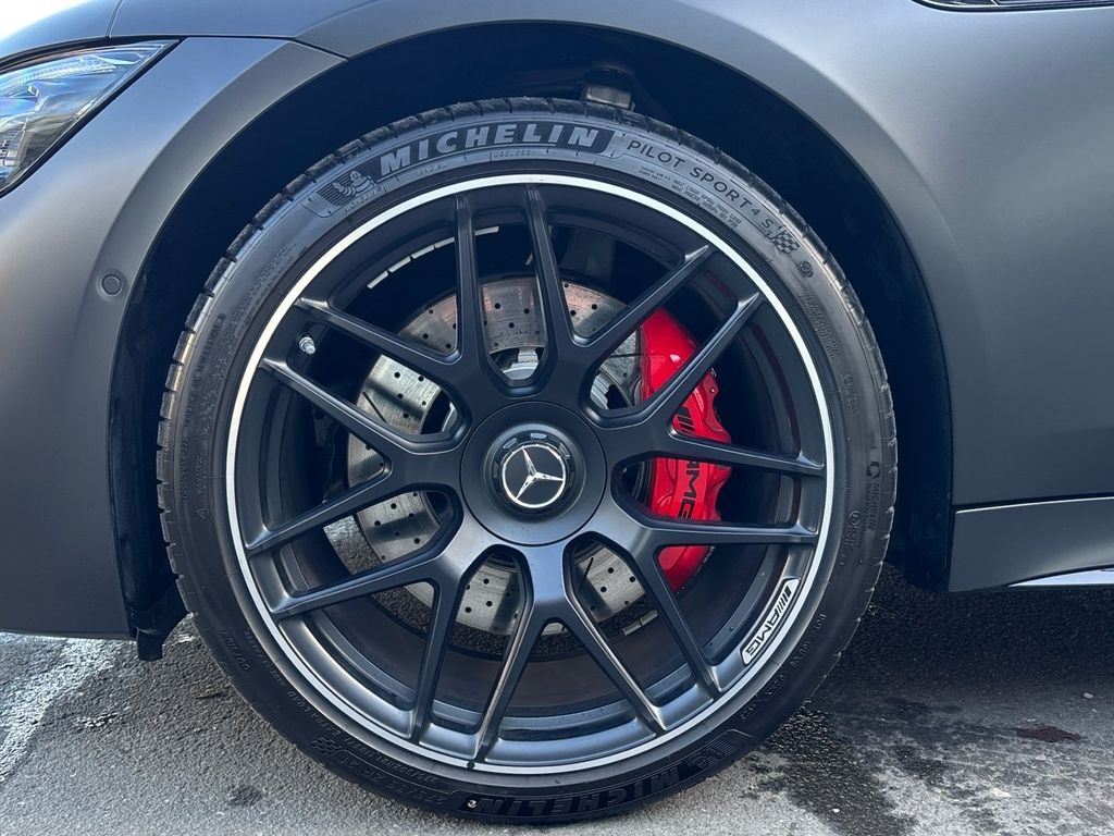 Mercedes-Benz AMG GT 2025