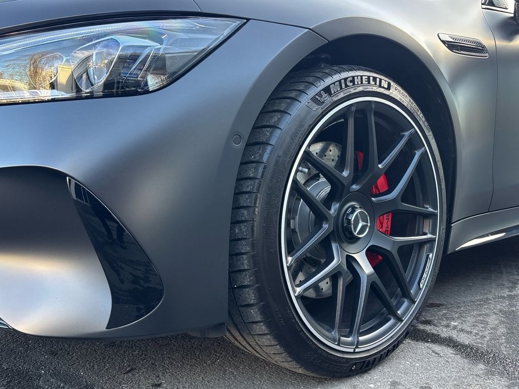 Mercedes-Benz AMG GT 2025