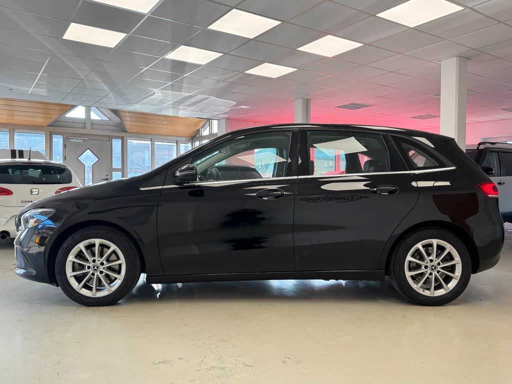 Mercedes-Benz B 250 2022