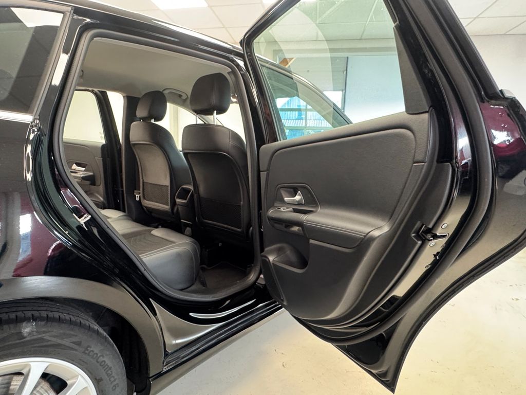 Mercedes-Benz B 250 2022