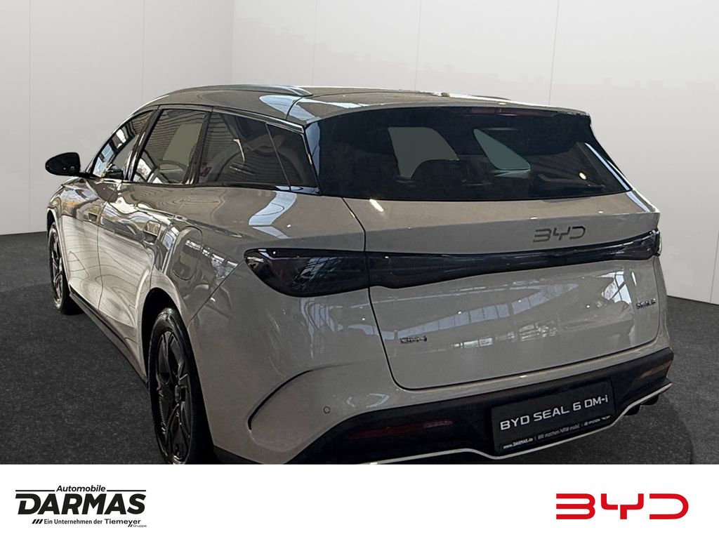 BYD SEAL 6 2025