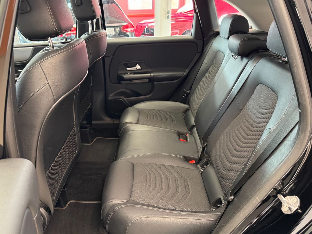 Mercedes-Benz B 250 2022