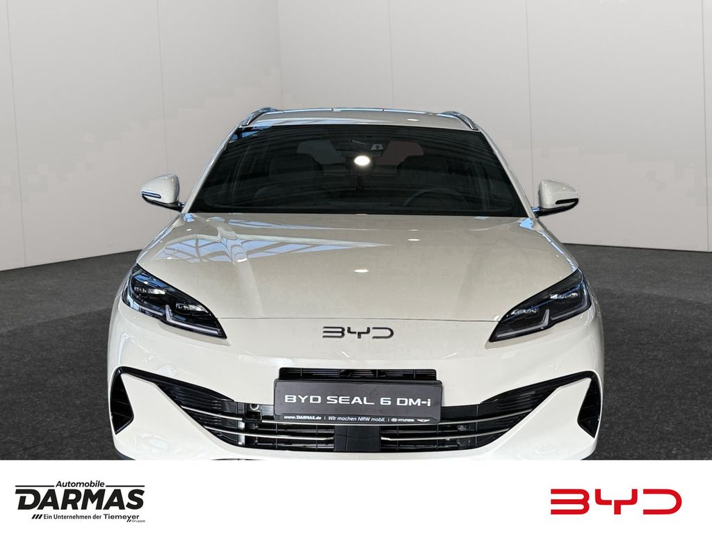 BYD SEAL 6 2025