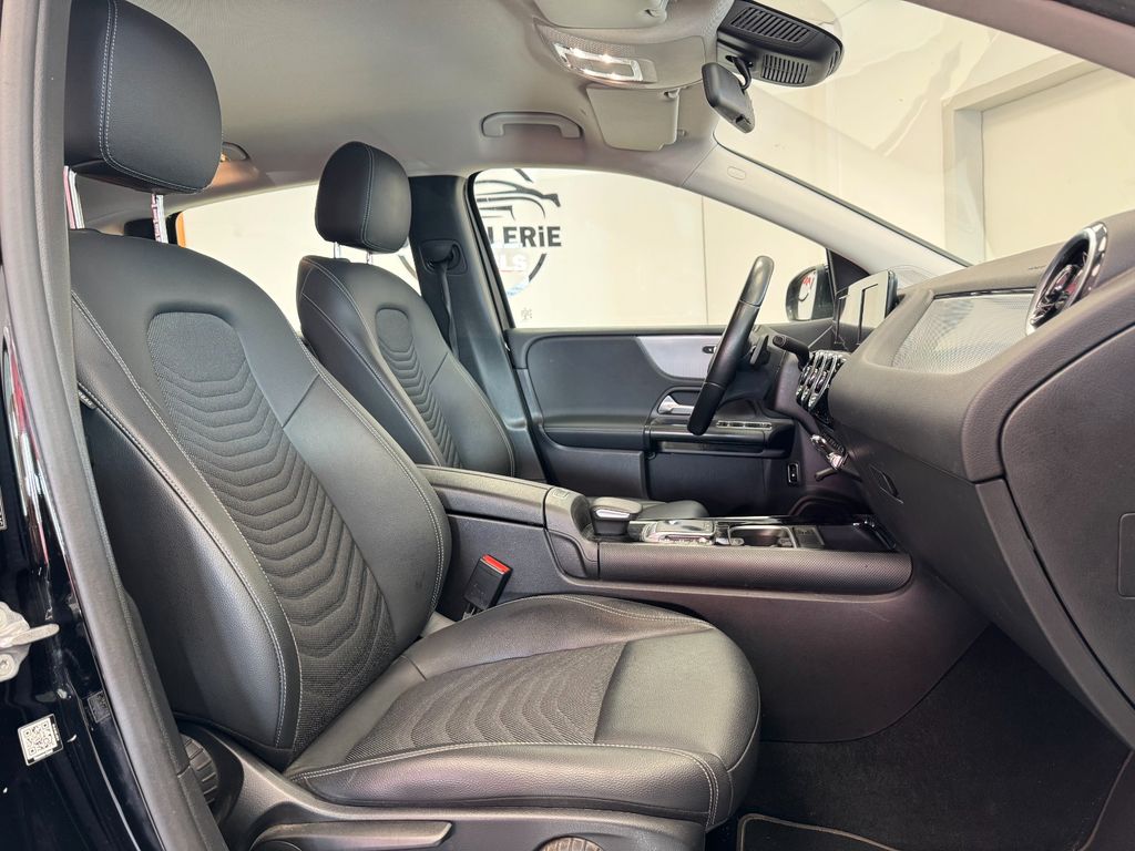 Mercedes-Benz B 250 2022