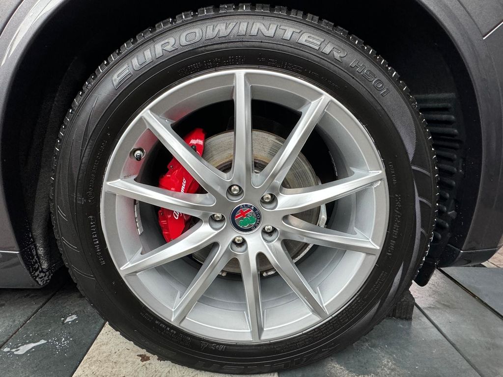 Alfa Romeo Stelvio 2020