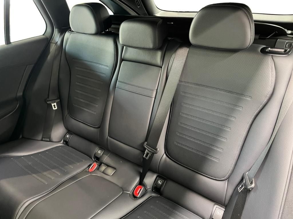 Mercedes-Benz C 300 2024