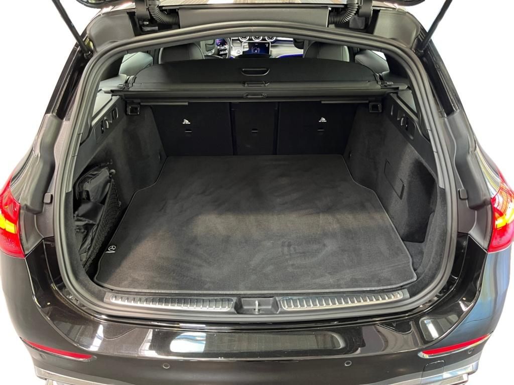 Mercedes-Benz C 300 2024