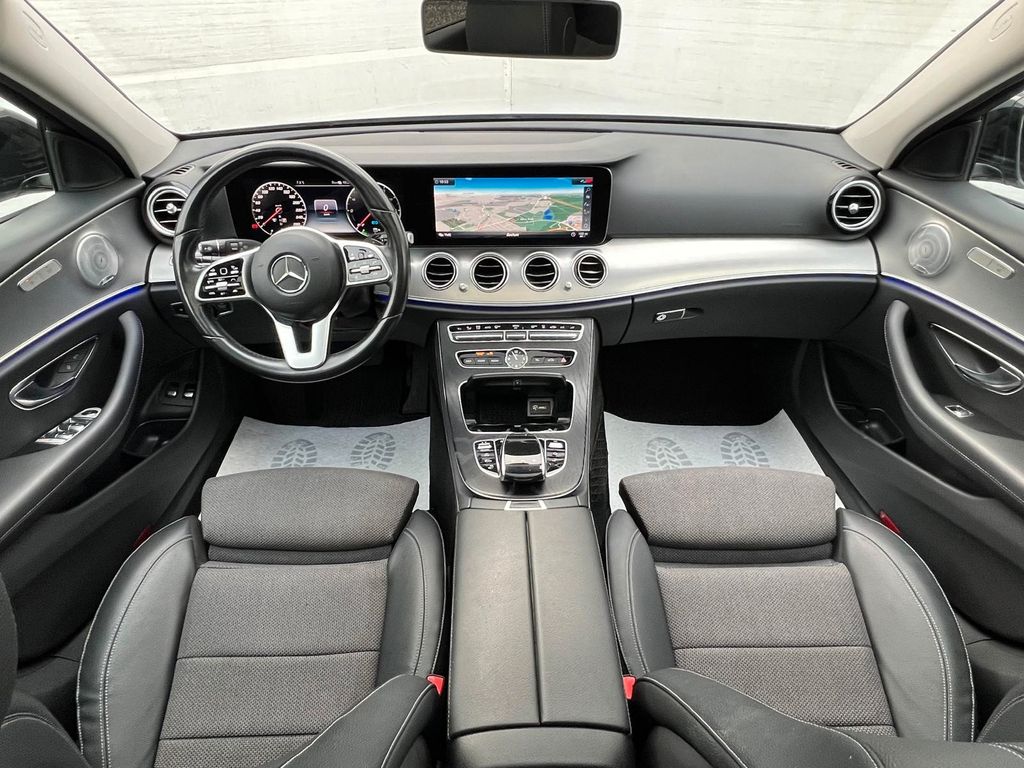 Mercedes-Benz E 300 2020