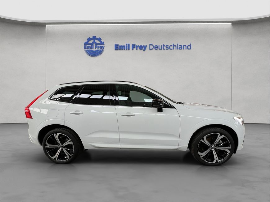 Volvo XC60 2022