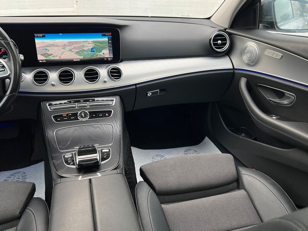 Mercedes-Benz E 300 2020