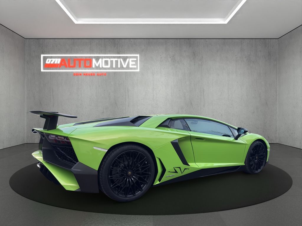 Lamborghini Aventador 2017