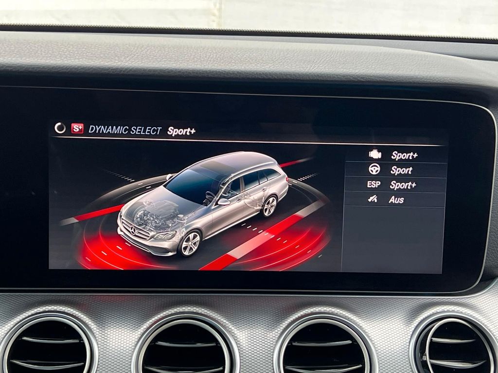 Mercedes-Benz E 300 2020