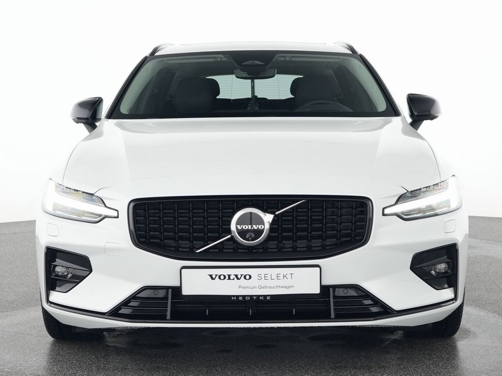 Volvo V60 2025