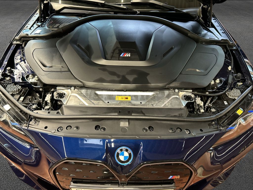 BMW i4 2023