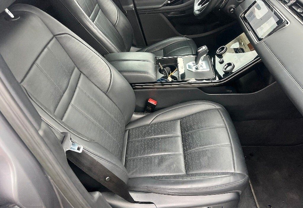 Land Rover Range Rover Evoque 2023