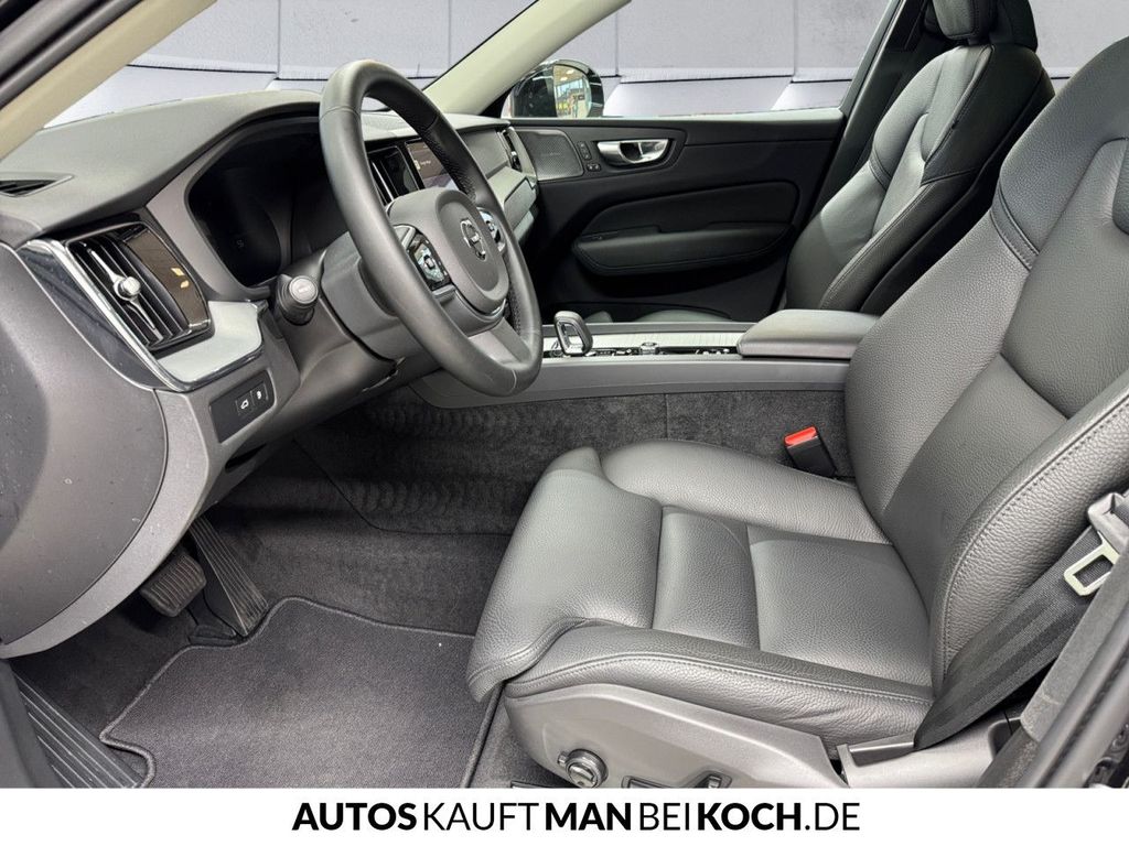 Volvo XC60 2025