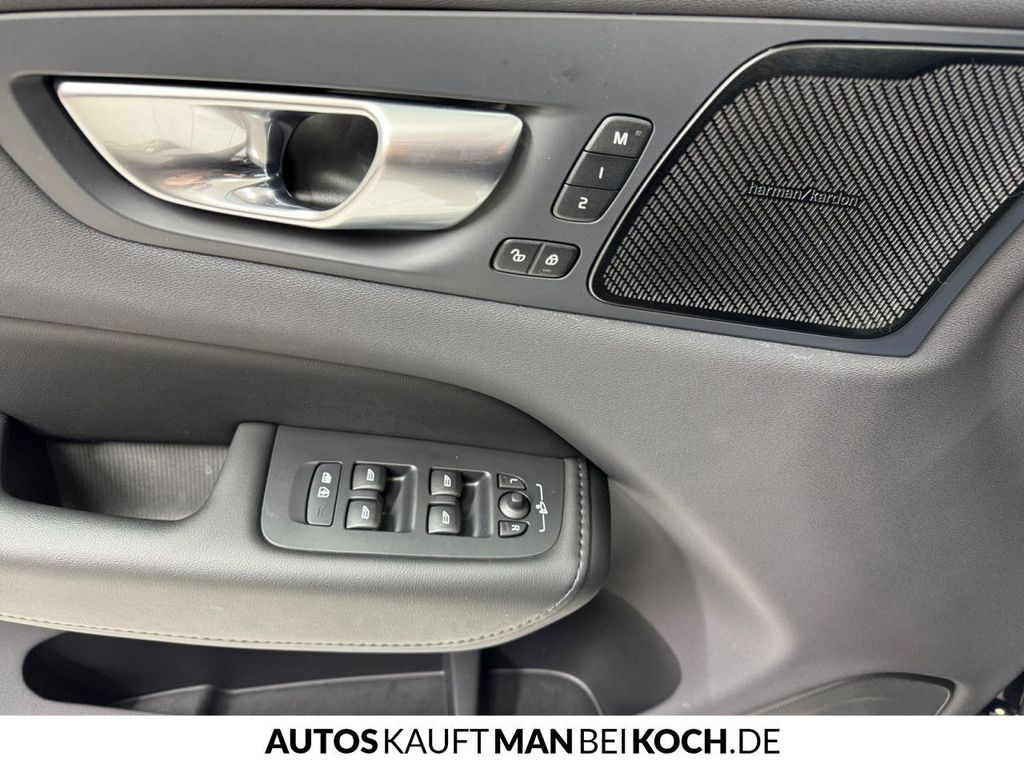 Volvo XC60 2025