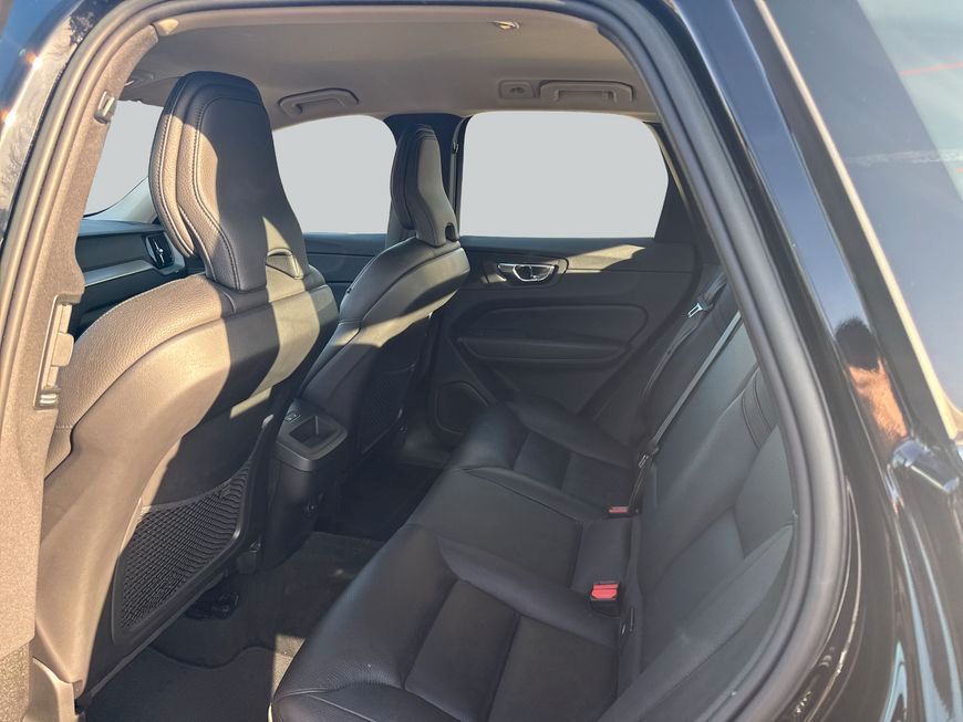Volvo XC60 2022