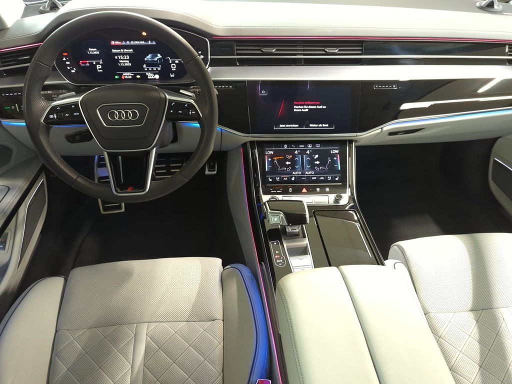 Audi A8 2023