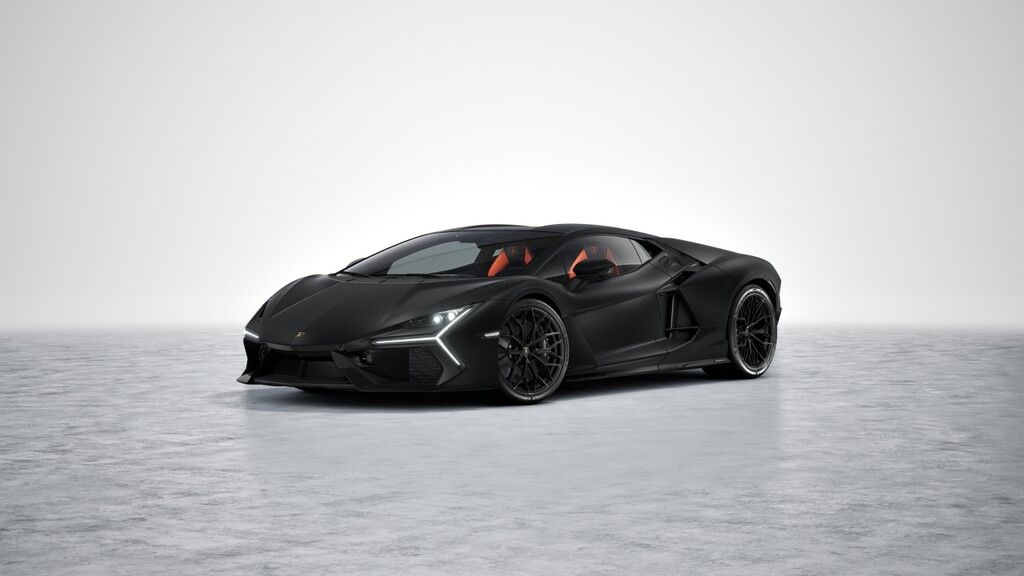 Lamborghini Revuelto