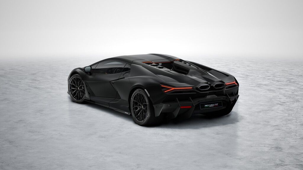 Lamborghini Revuelto