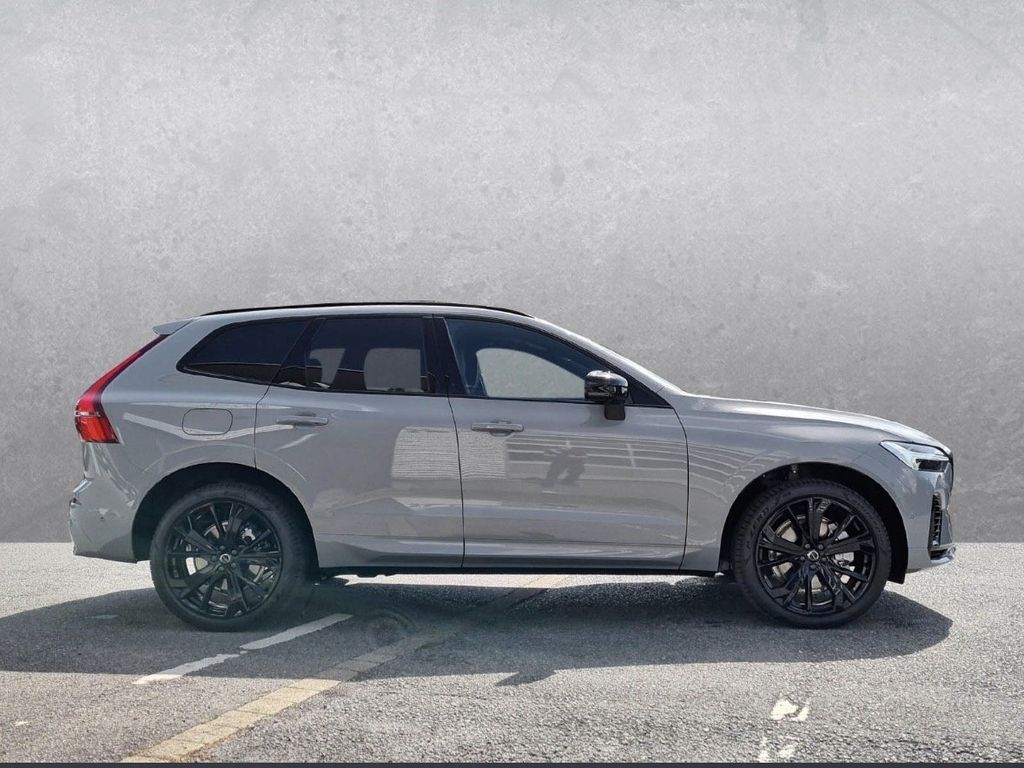 Volvo XC60 2025
