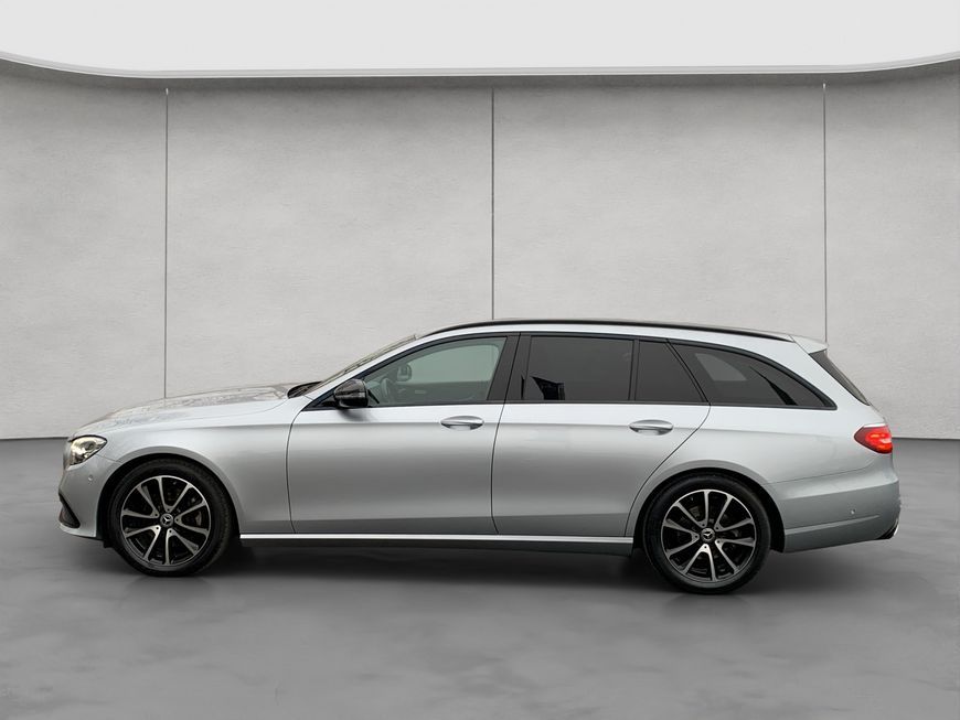 Mercedes-Benz E 220 2022