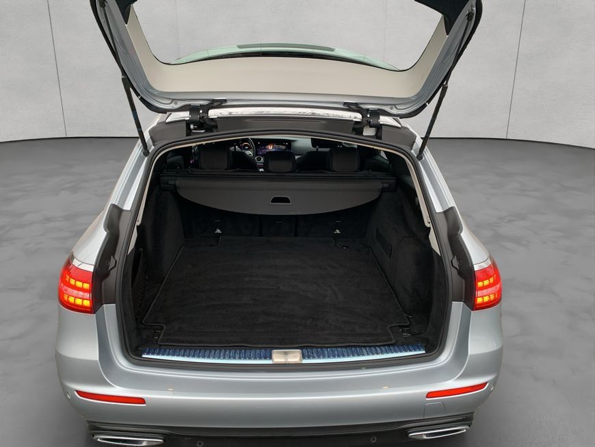 Mercedes-Benz E 220 2022