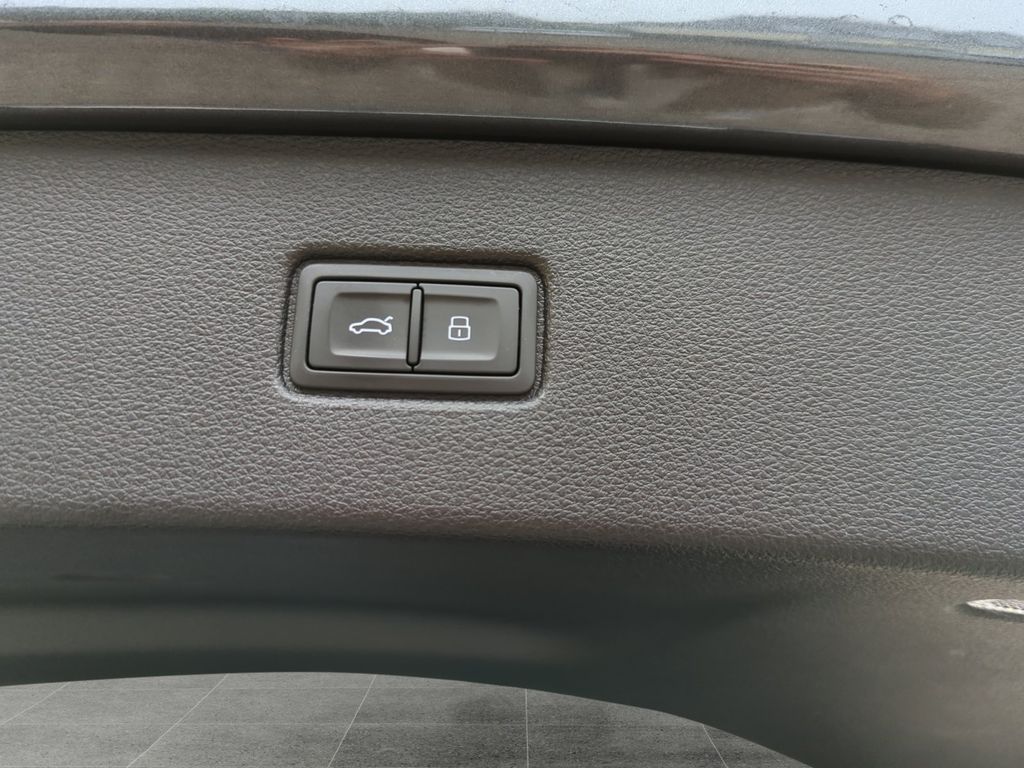 Audi SQ7 2022