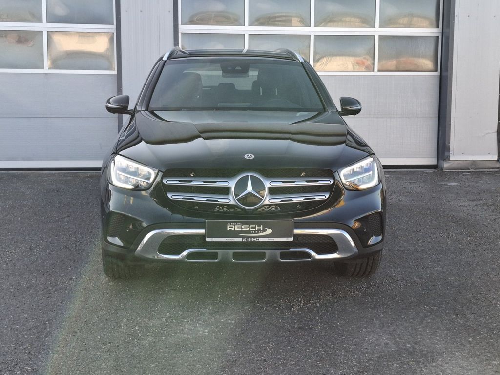 Mercedes-Benz GLC 300 2021