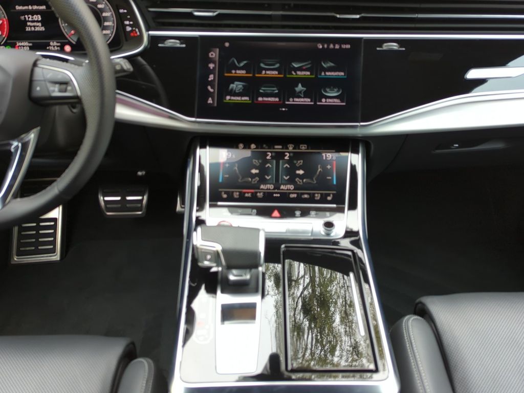 Audi SQ7 2022