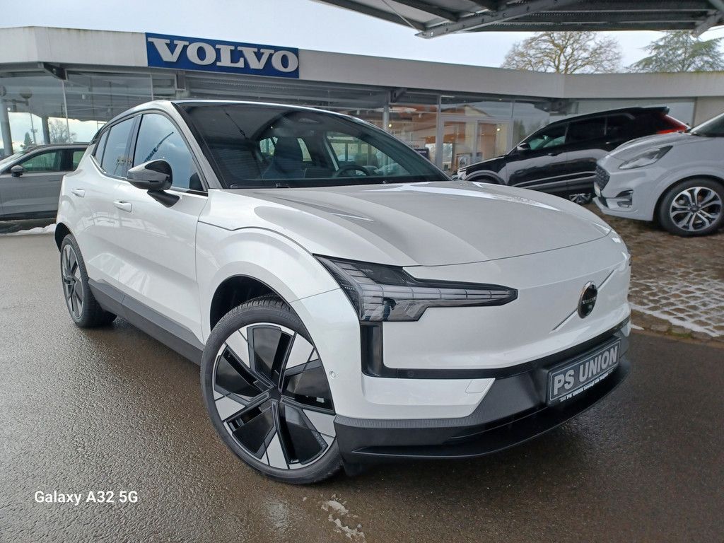 Volvo EX30 2024