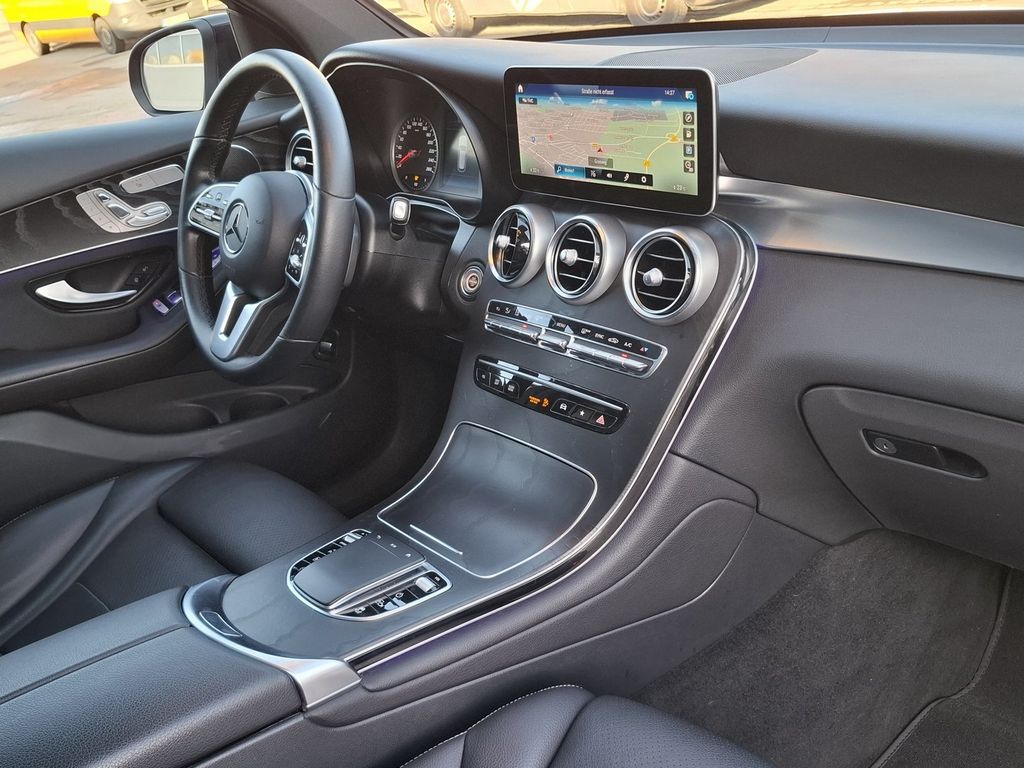 Mercedes-Benz GLC 300 2021