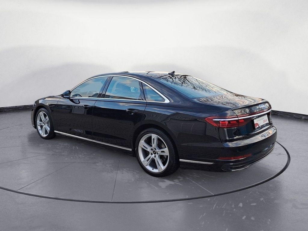 Audi A8 2024