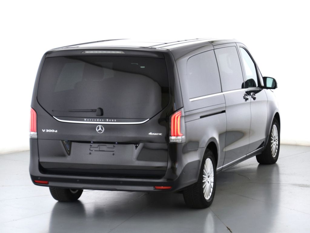 Mercedes-Benz V 300 2024