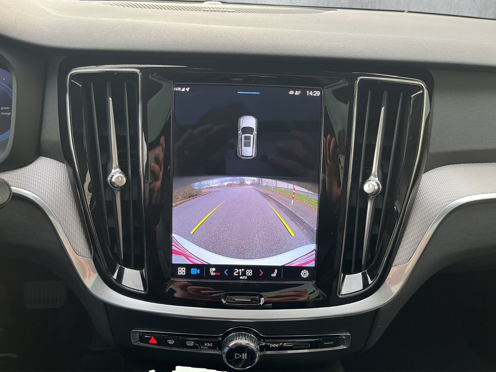 Volvo V60 2022