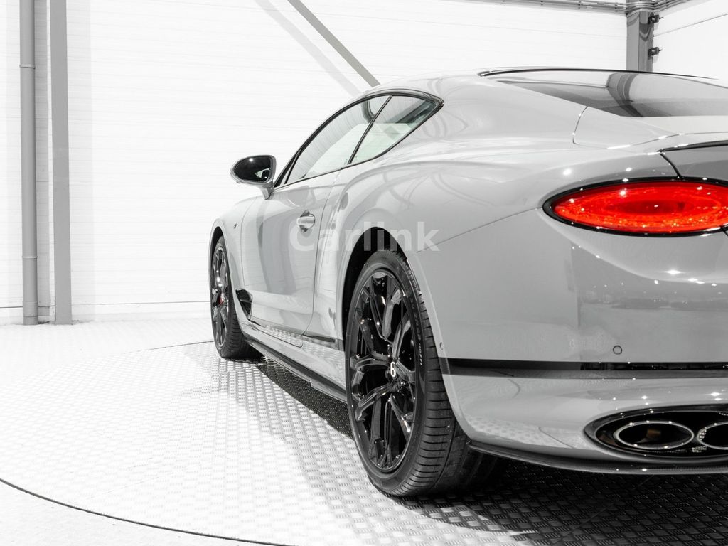 Bentley Continental GT 2024