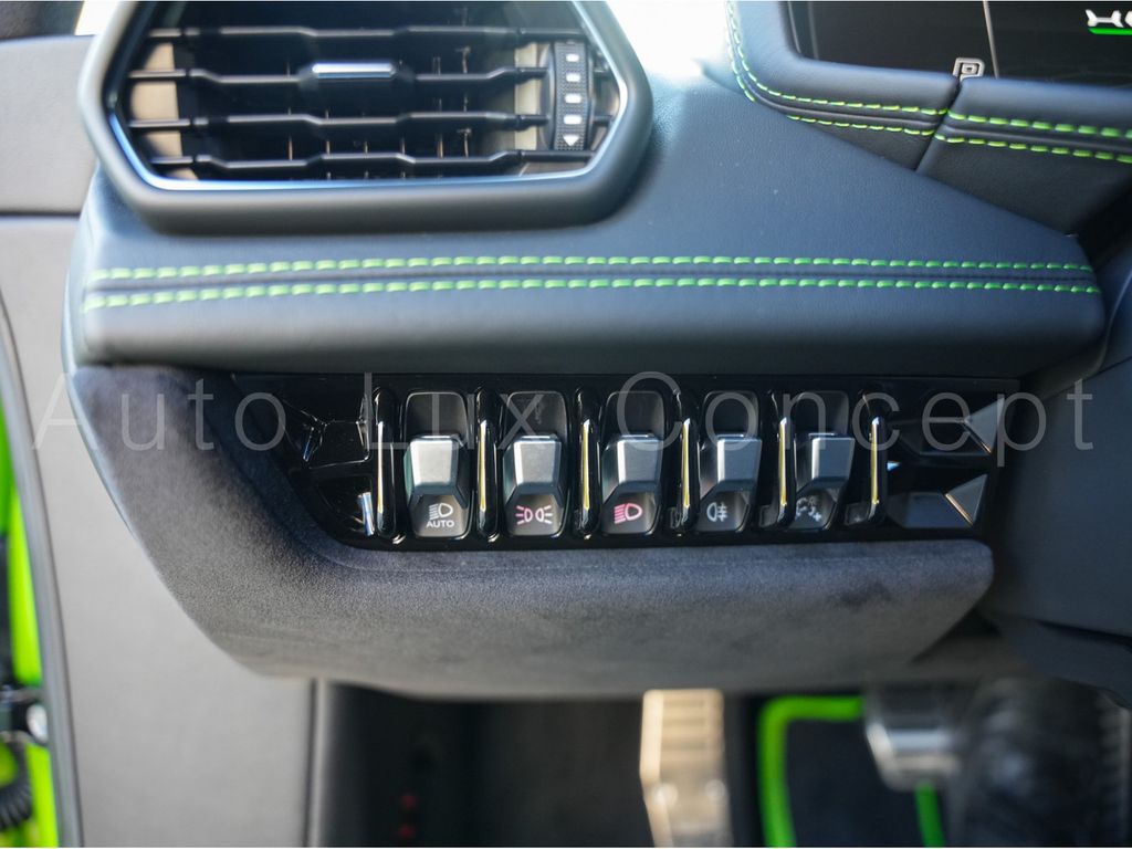 Lamborghini Huracán 2022