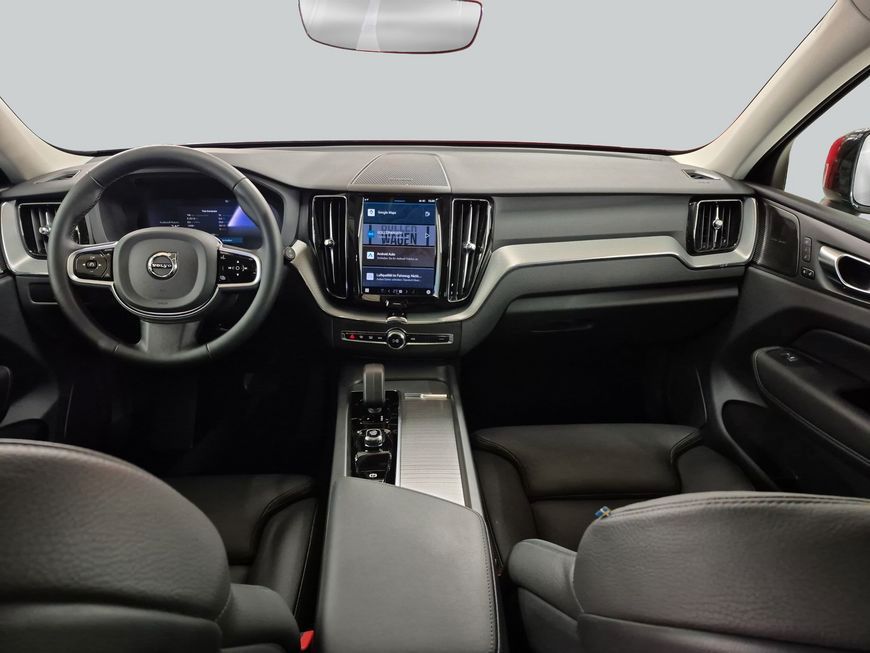 Volvo XC60 2025