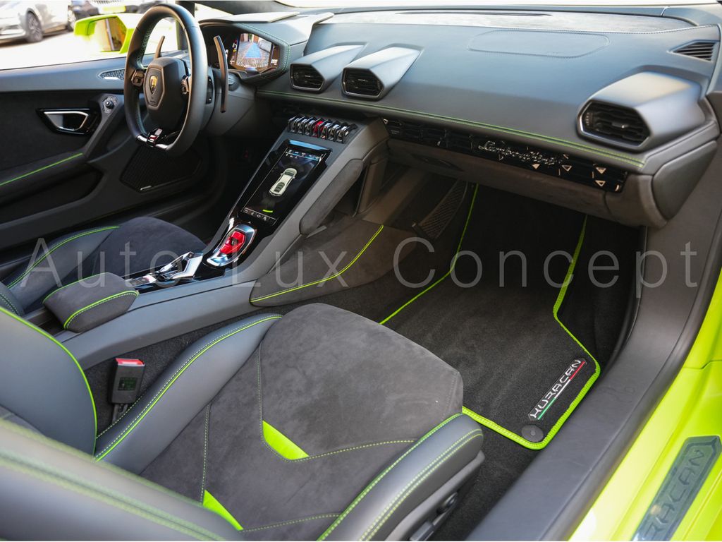 Lamborghini Huracán 2022