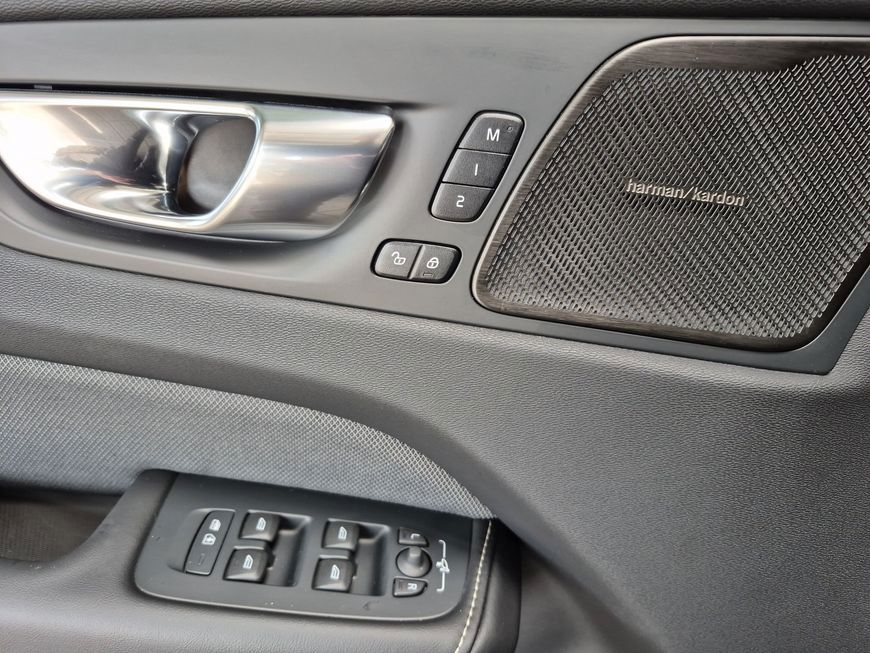 Volvo XC60 2024