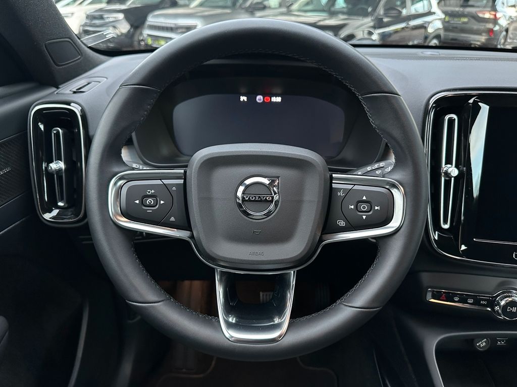 Volvo XC40 2022