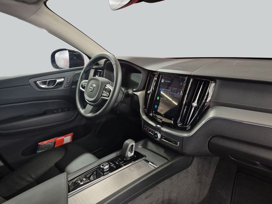 Volvo XC60 2025