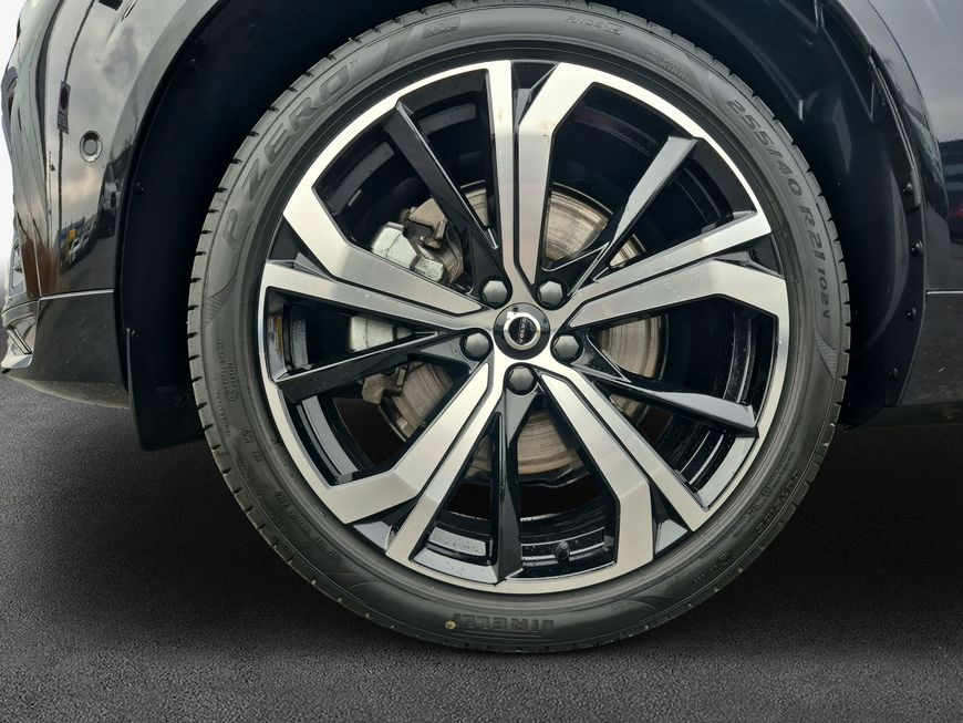 Volvo XC60 2025