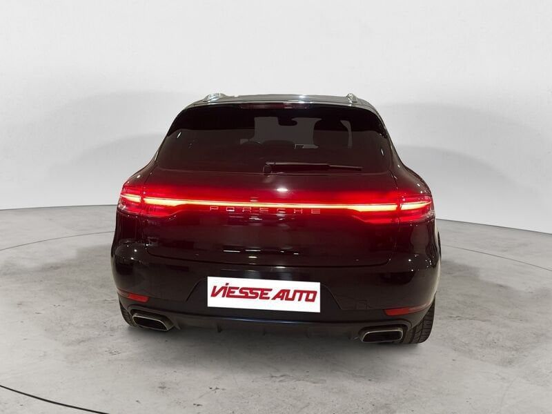Porsche Macan 2020